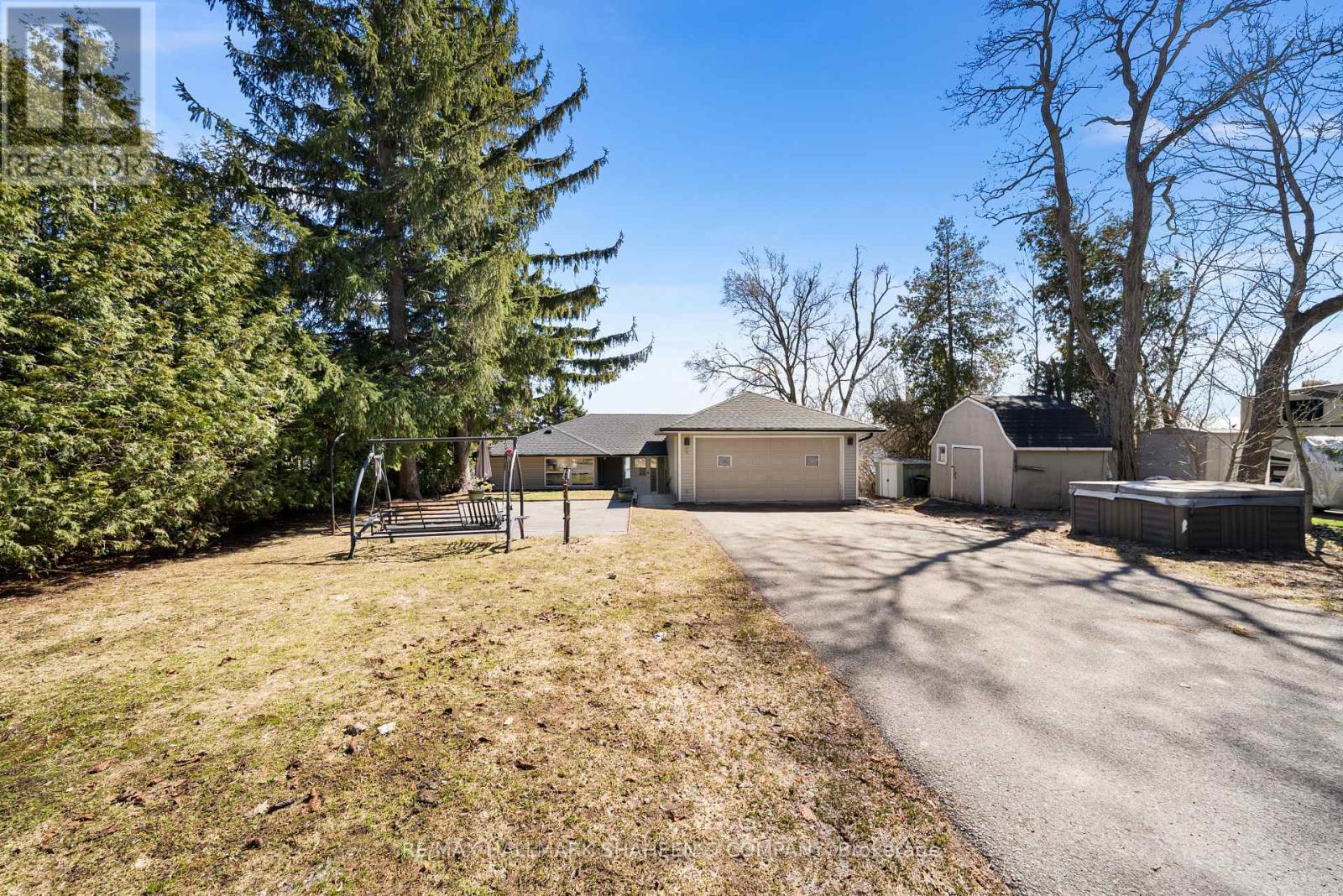 9 EVANS DRIVE