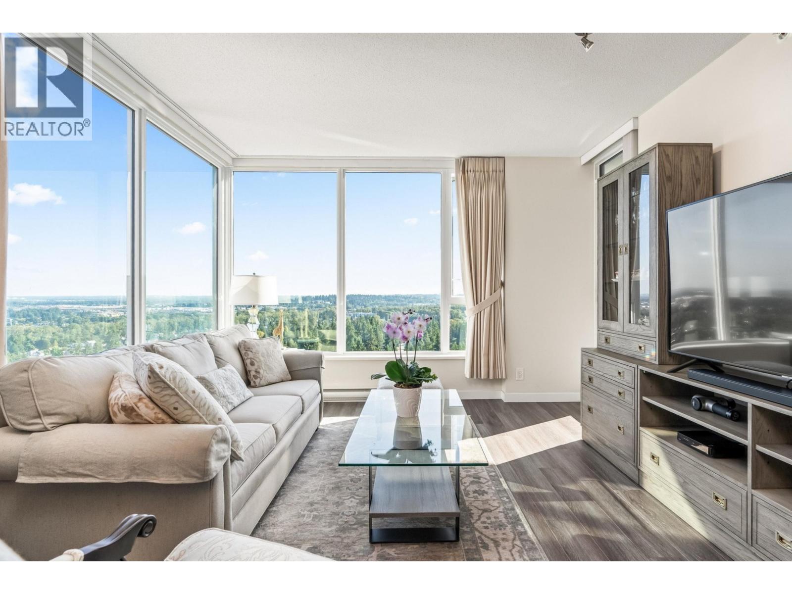 2401 3100 WINDSOR GATE