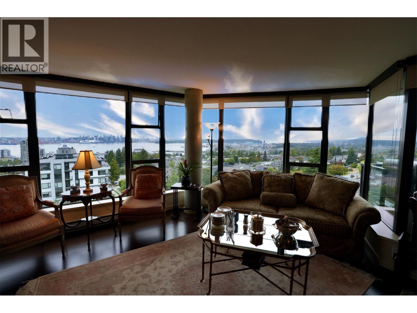 805 683 W VICTORIA PARK