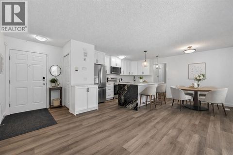 2, 170 N Railway Street Okotoks AB T1S1Z8