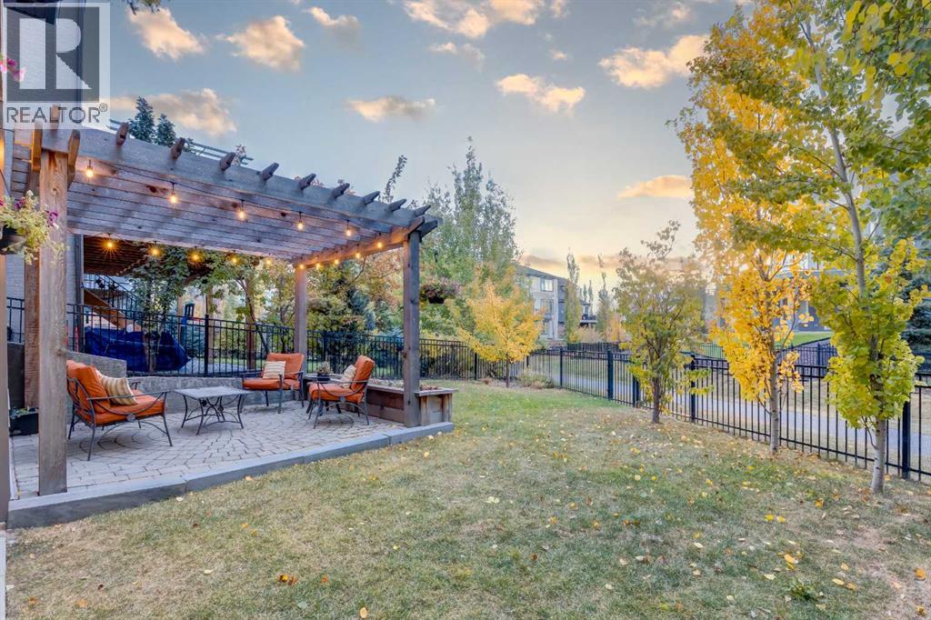 643 Evanston Drive NW