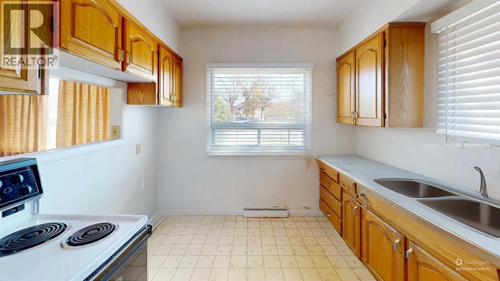 34N 100E Street