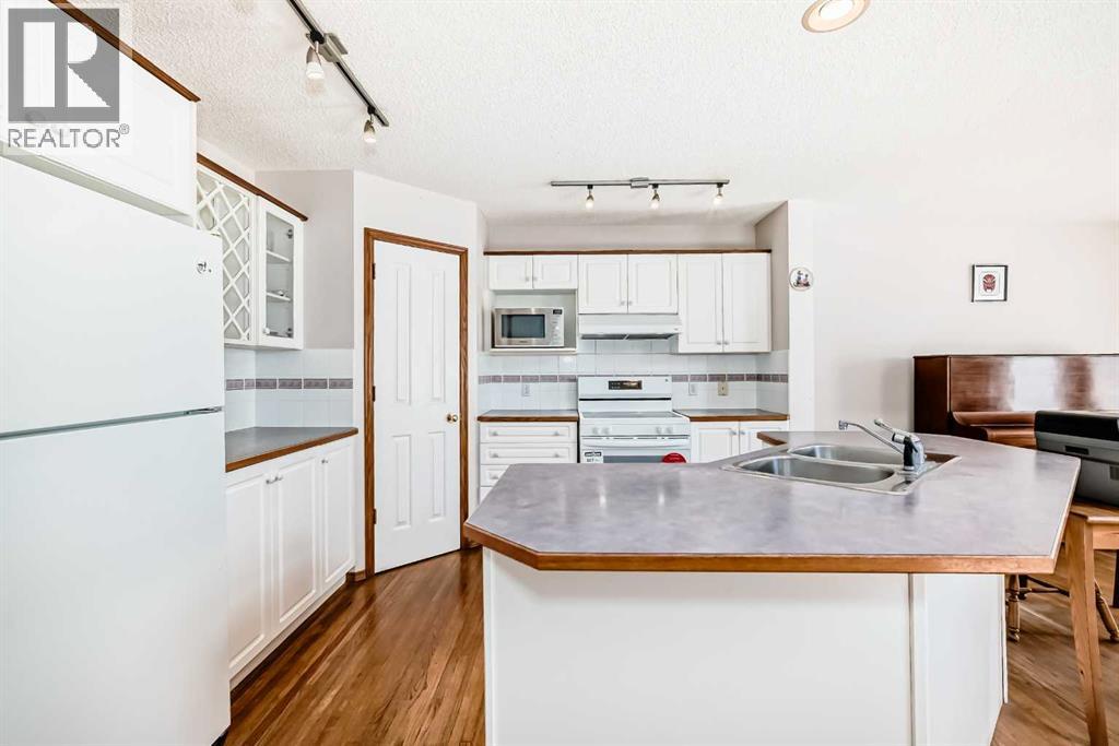 42 Sierra Nevada Green SW