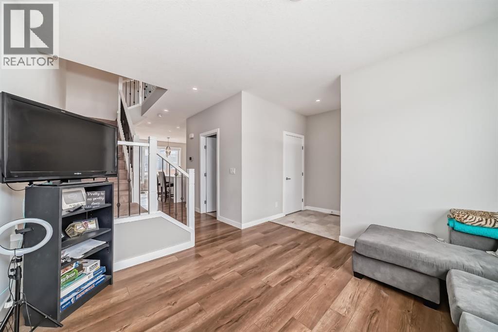 73 Homestead Boulevard NE