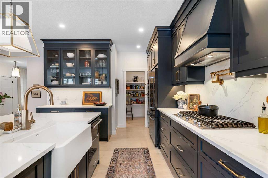 1176 Cranbrook Gardens SE