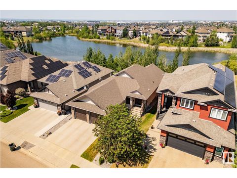 125 CAMPBELL DR Sherwood Park AB T8H0E3