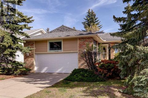 76 Edgeland Road NW Calgary AB T3A2Y4