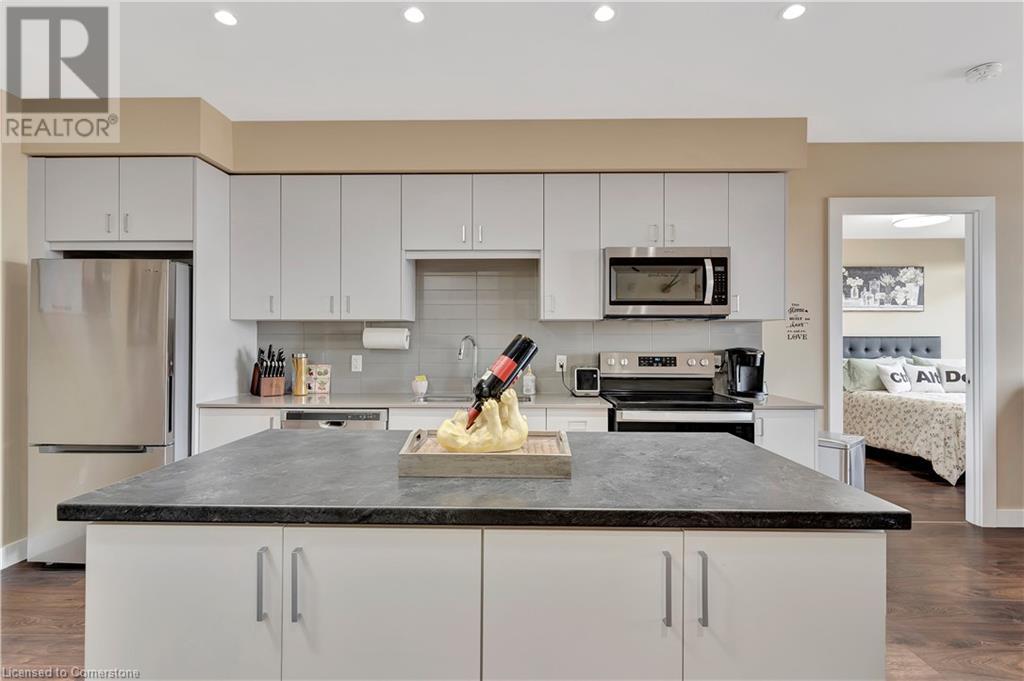 50 GRAND Avenue S Unit# 809