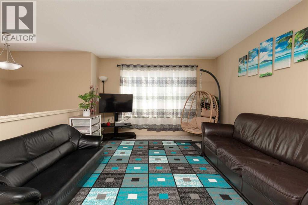 19 Blackfoot Boulevard W