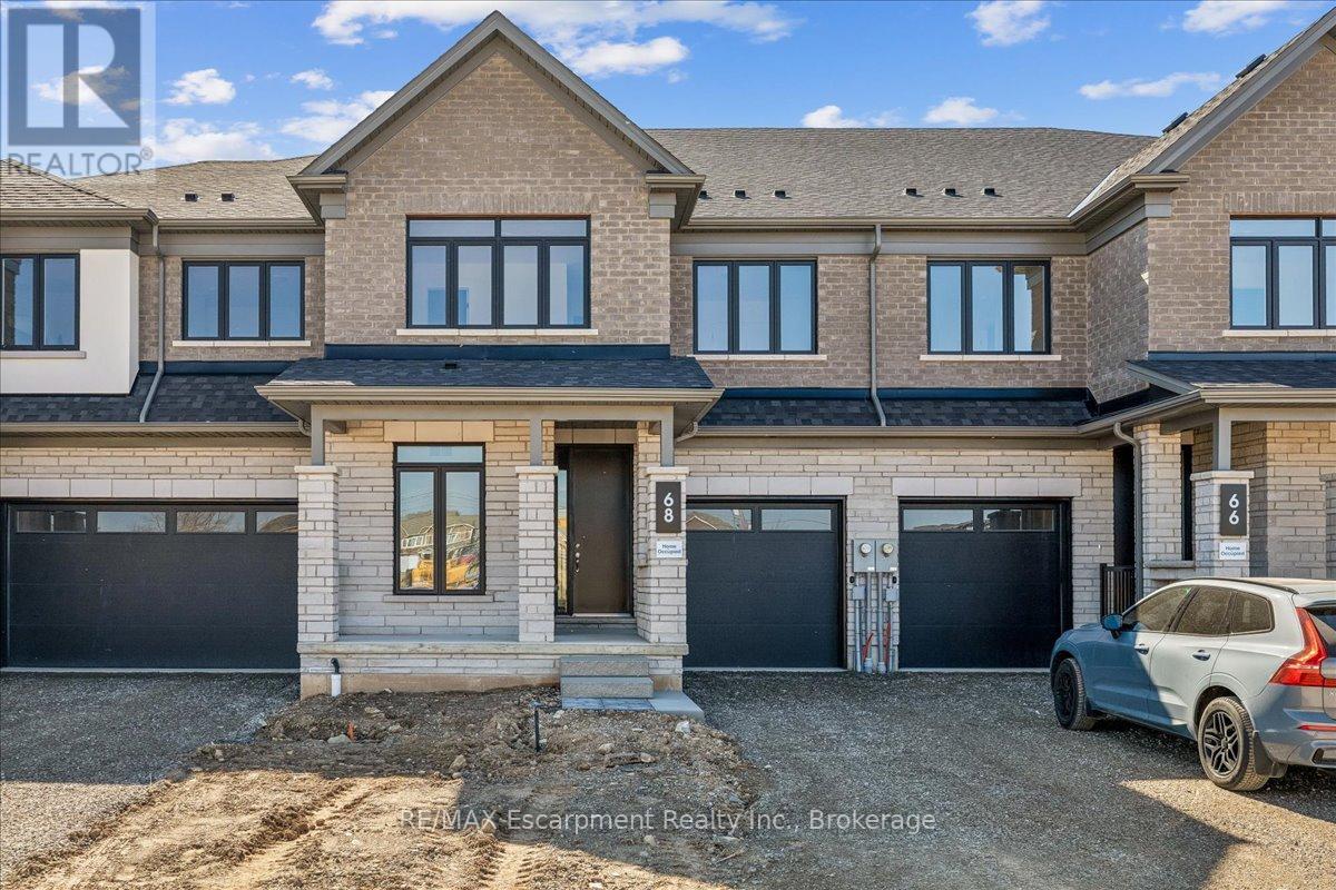 68 VALLEY TRAIL PLACE