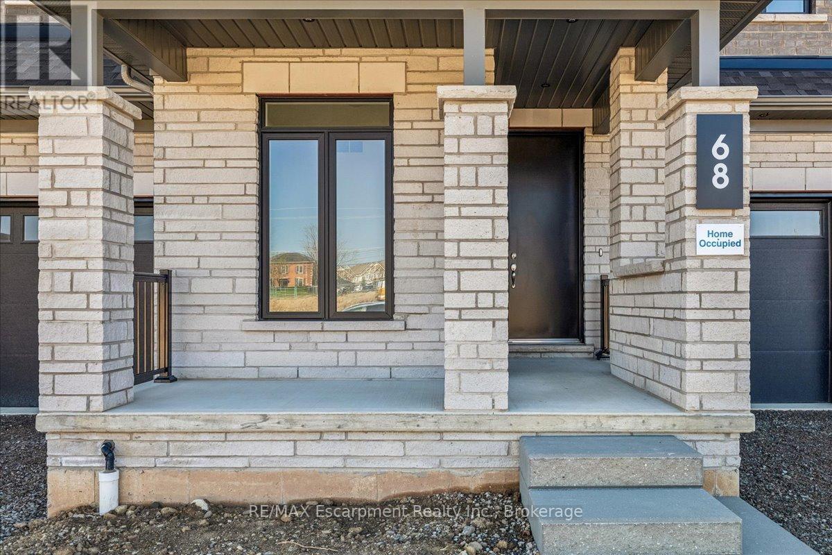 68 VALLEY TRAIL PLACE