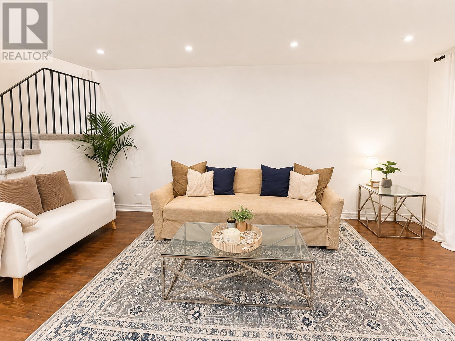 18 - 6777 FORMENTERA AVENUE