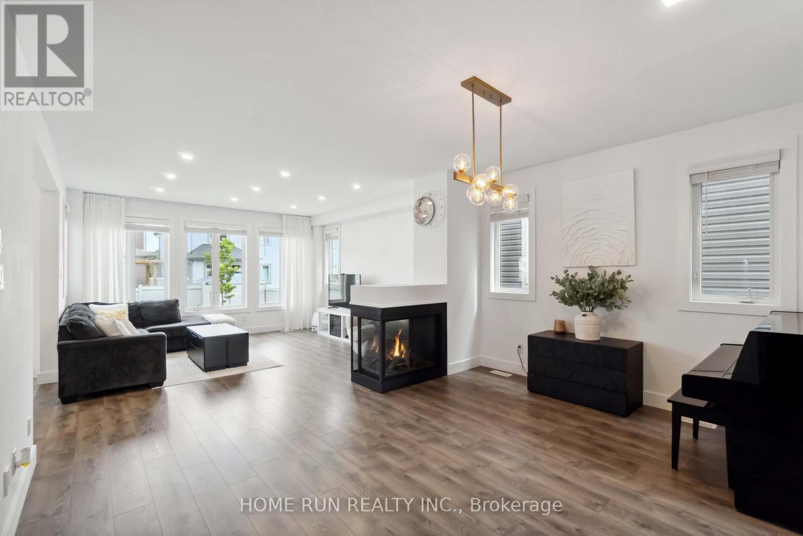 334 HALIBURTON HEIGHTS