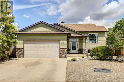 210 Fairway Drive Coaldale AB T1M1H2