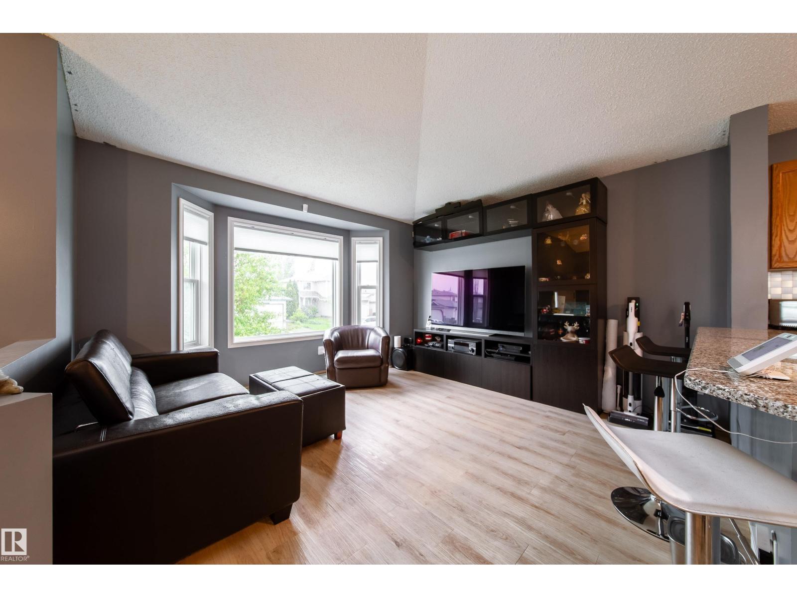 15036 131 ST NW