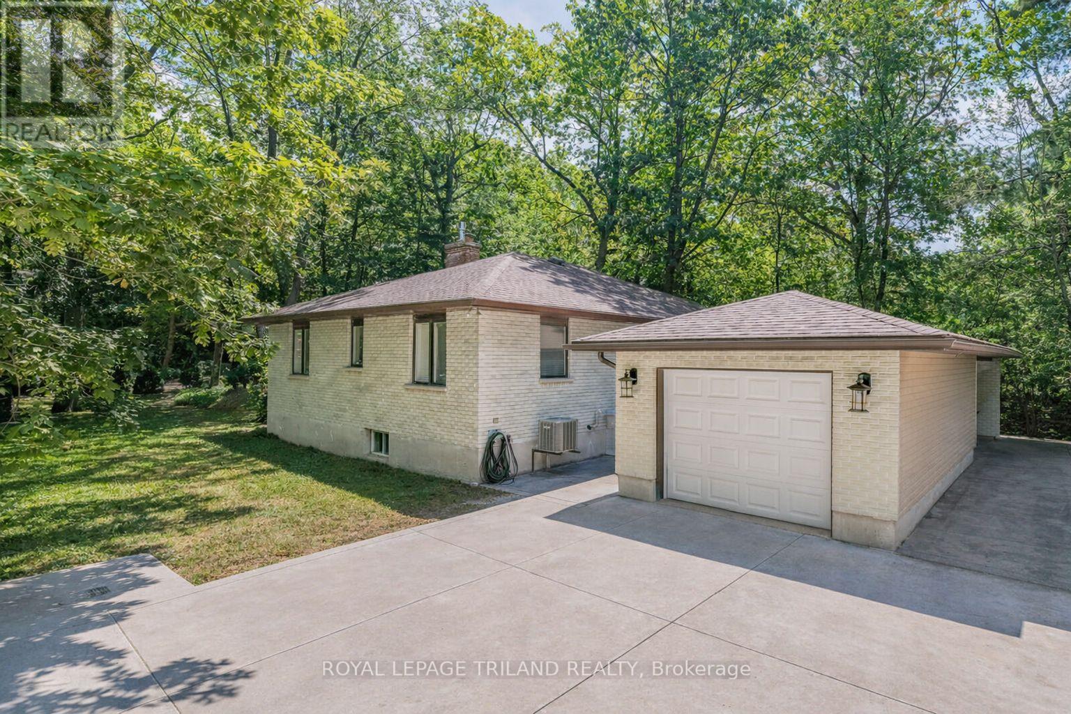 33 FOREST AVENUE