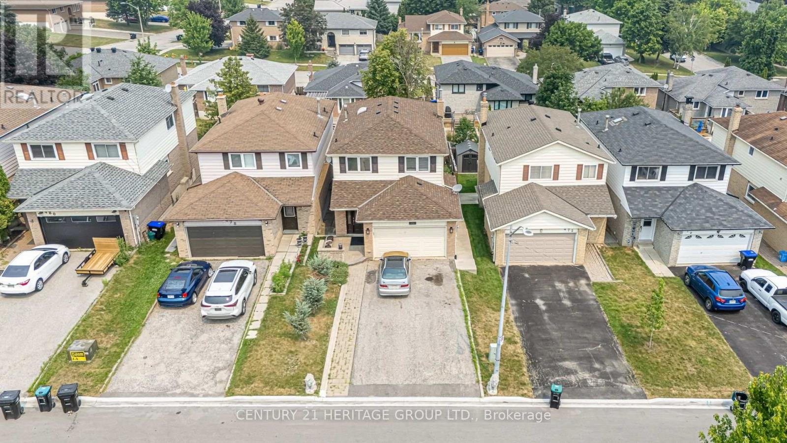 Photo 1 of 27 — 476 BRITANNIA AVENUE, Bradford West Gwillimbury (Bradford), ON L3Z1A7