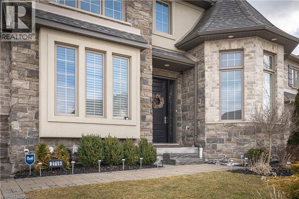 2719 TORREY PINES Way