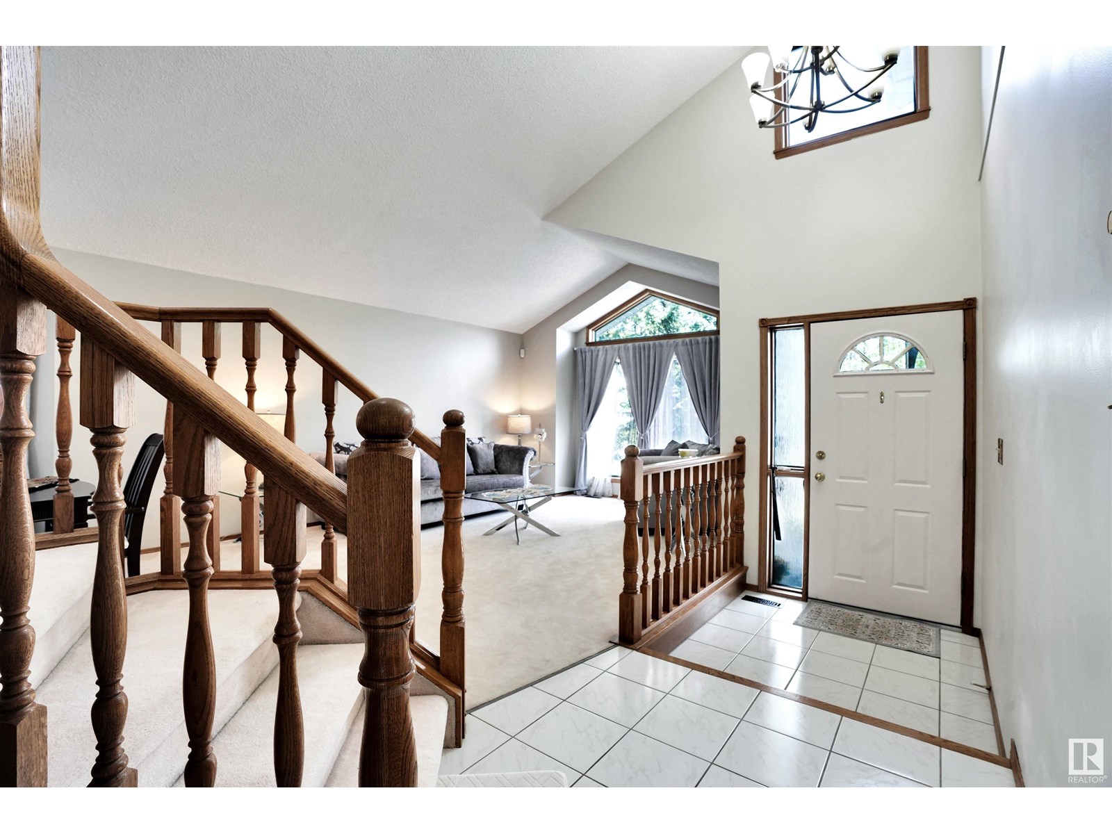 514 BURTON CL NW