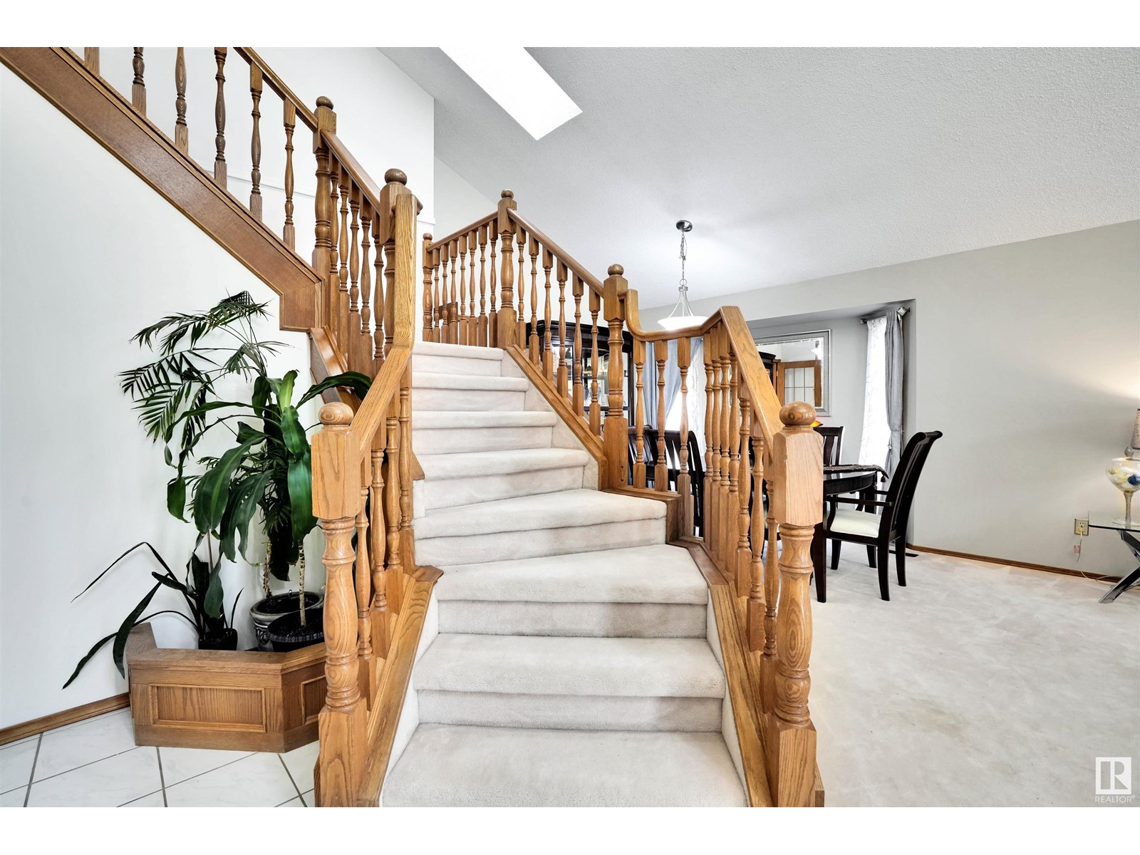 514 BURTON CL NW