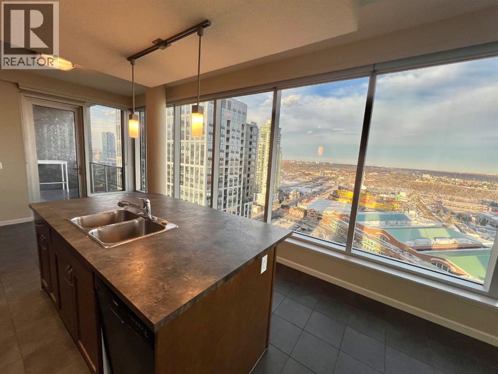 2607, 211 13 Avenue SE