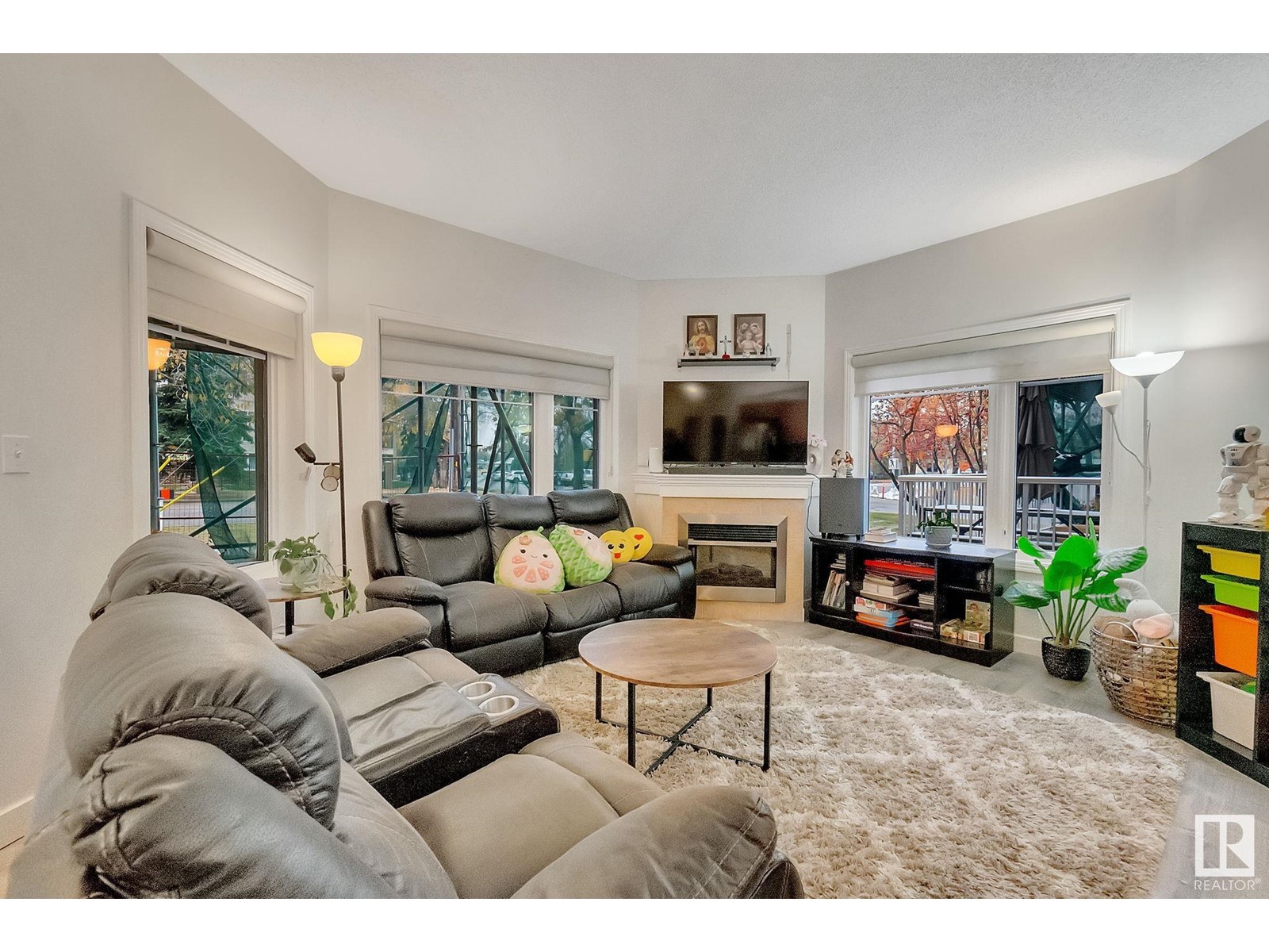 #104 8931 156 ST NW NW