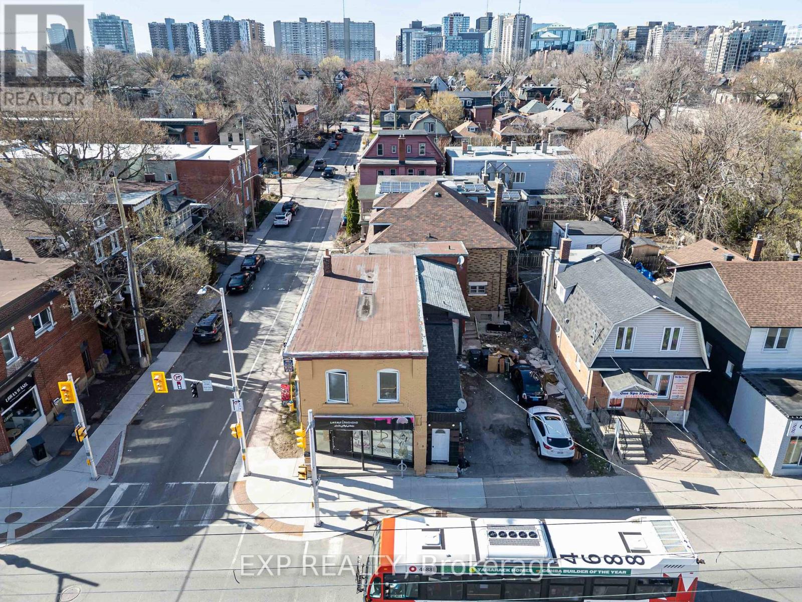 549 GLADSTONE AVENUE