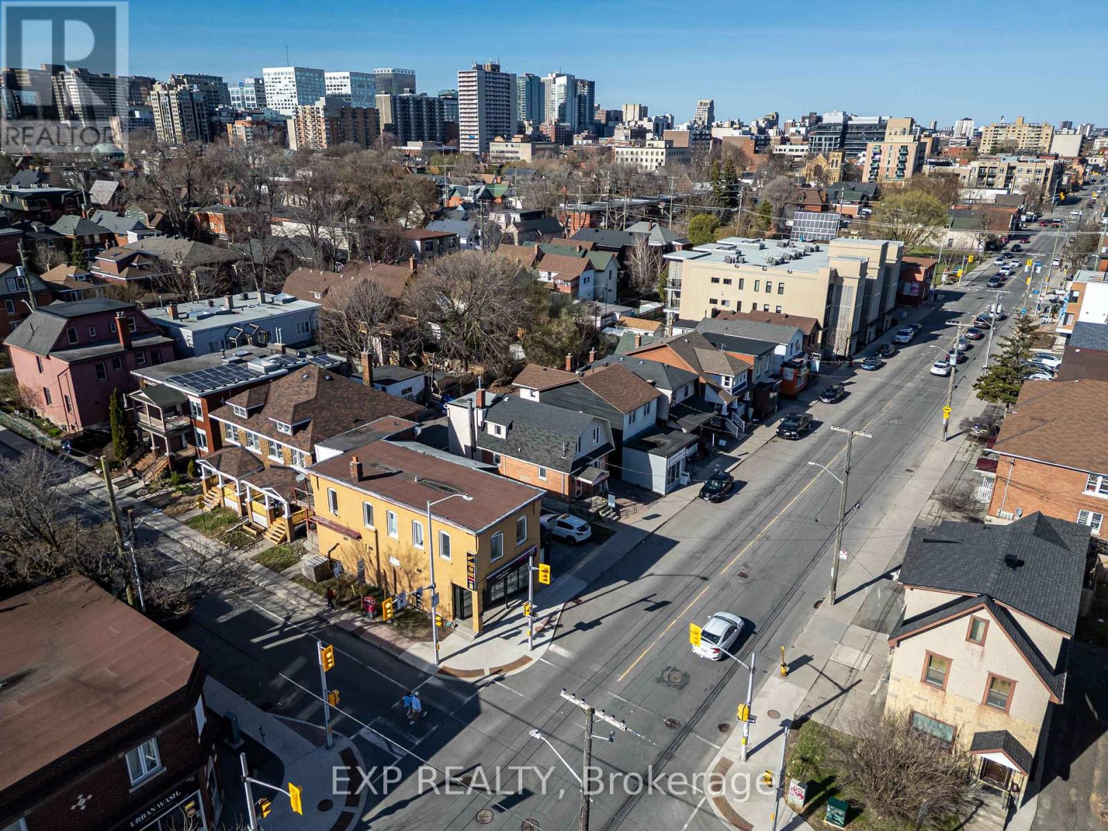 549 GLADSTONE AVENUE