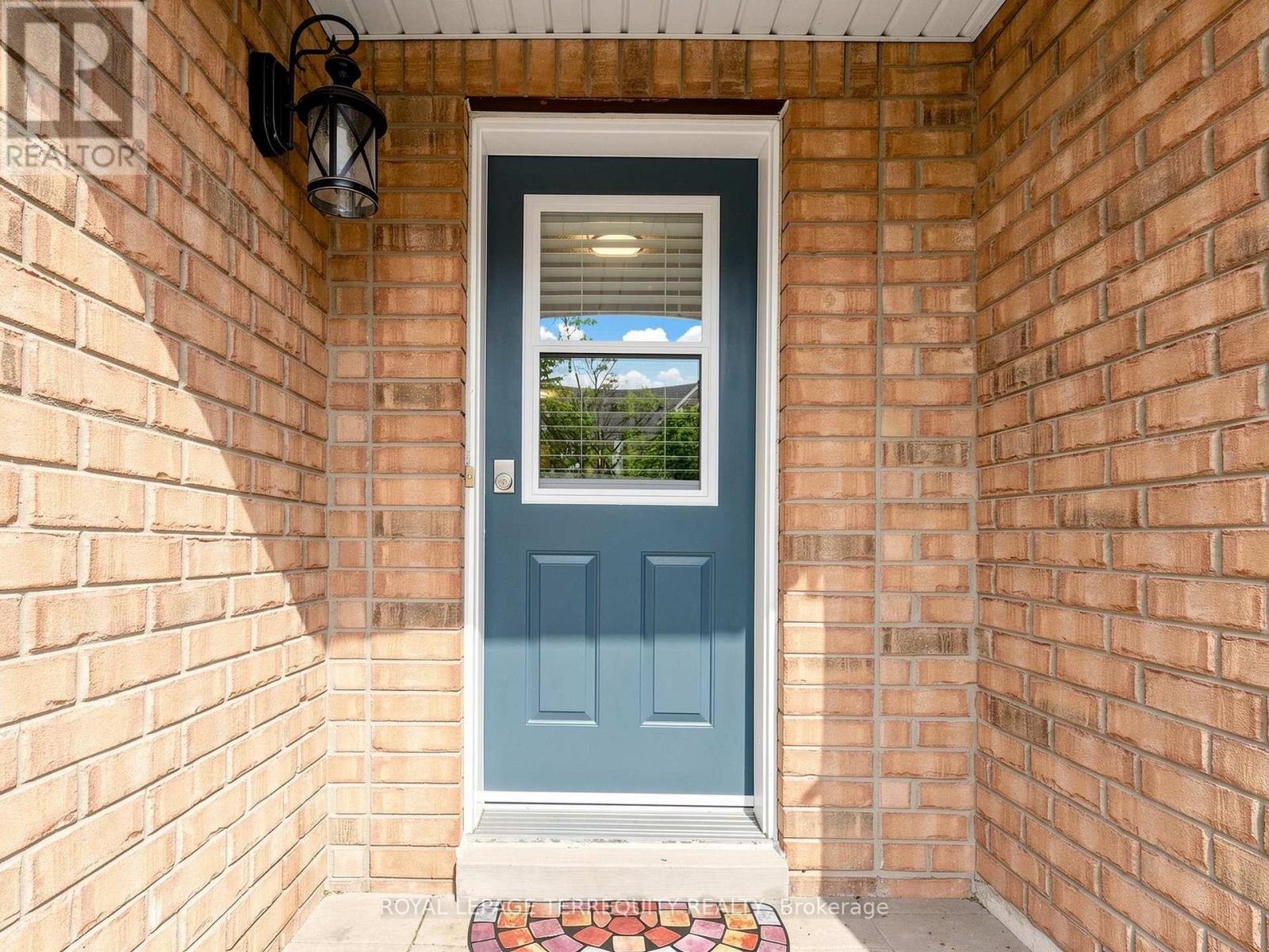 61 SPRUCEDALE WAY