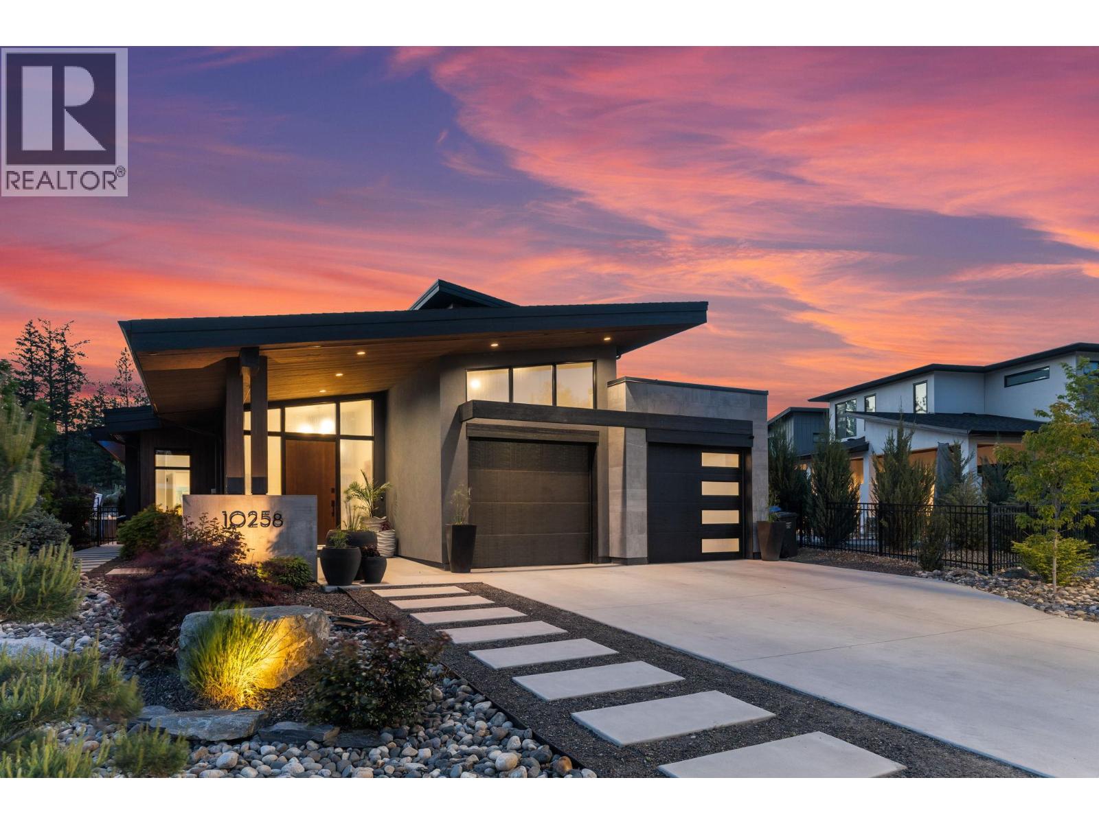 10258 Beacon Hill Drive