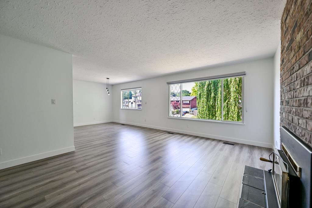 34580 MERLIN DRIVE