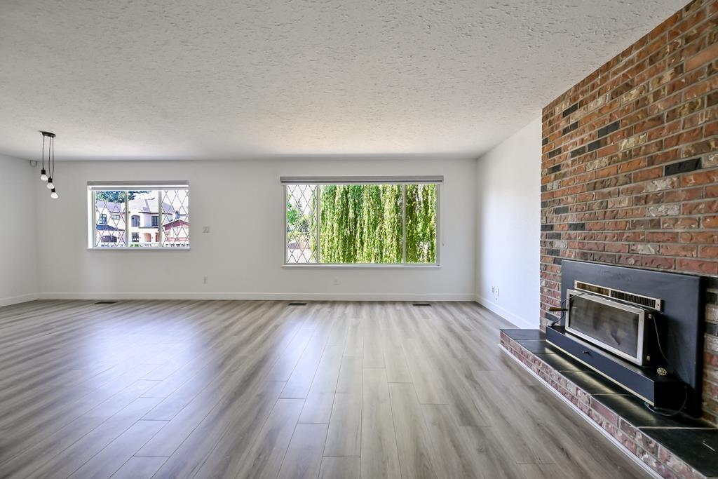 34580 MERLIN DRIVE