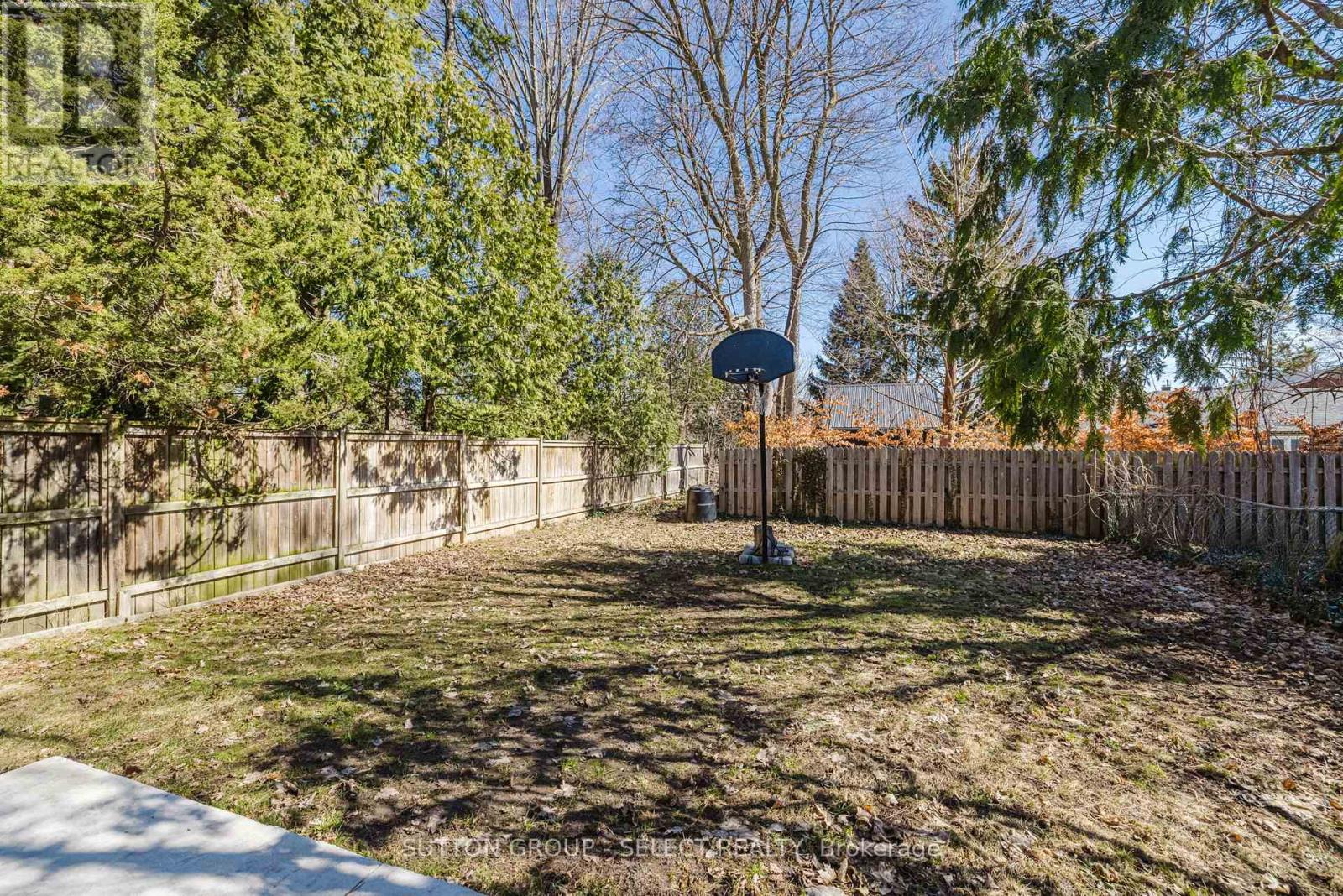14 WILLINGDON AVENUE