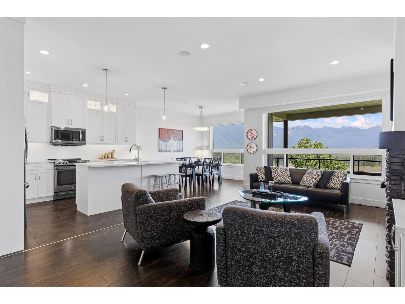 60 43685 CHILLIWACK MOUNTAIN ROAD|Chilliwack Mountain