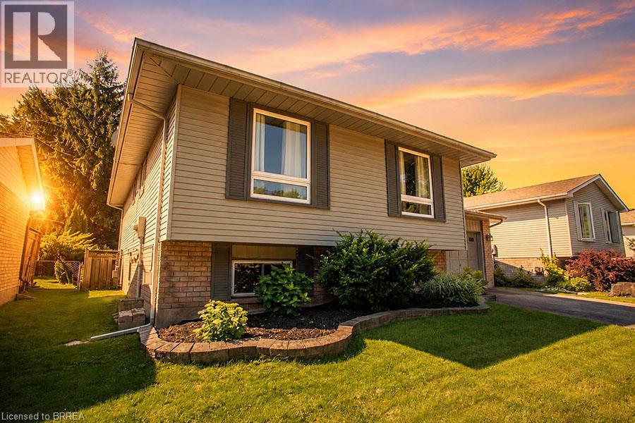 27 MYRTLEVILLE Drive