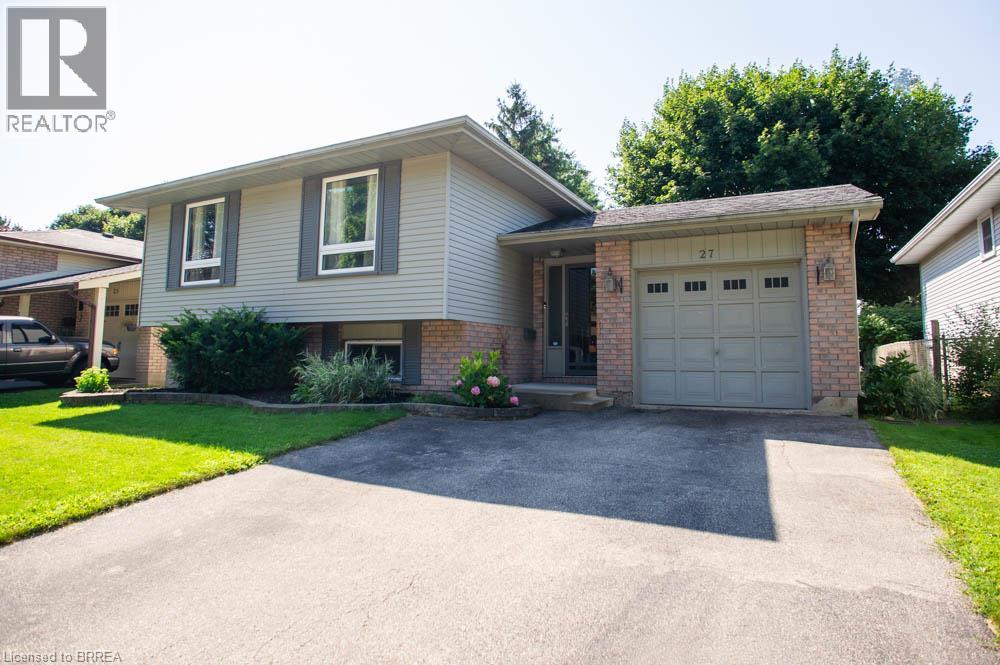 27 MYRTLEVILLE Drive