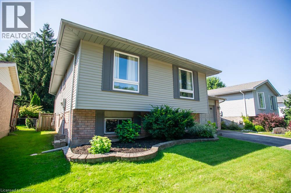 27 MYRTLEVILLE Drive