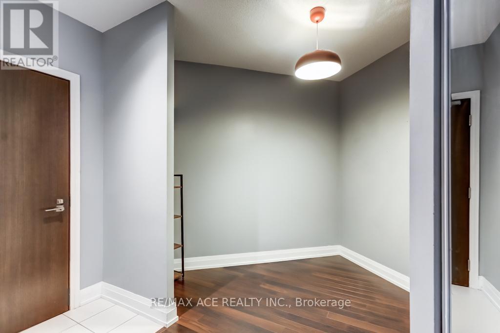 315 - 1060 SHEPPARD AVENUE W