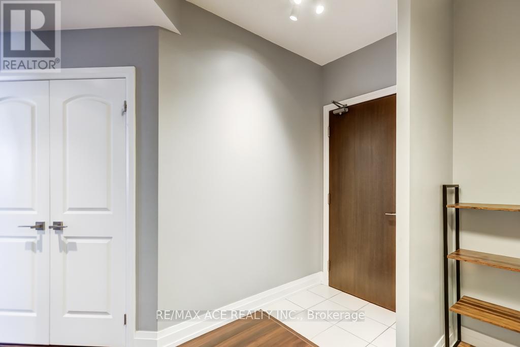 315 - 1060 SHEPPARD AVENUE W