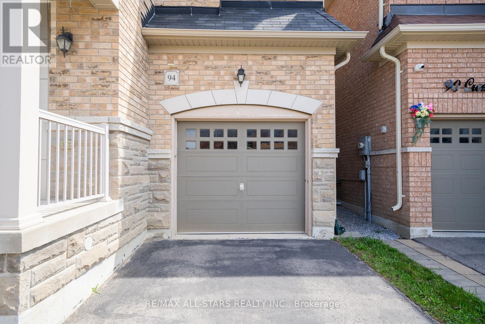 94 CREEKLAND AVENUE