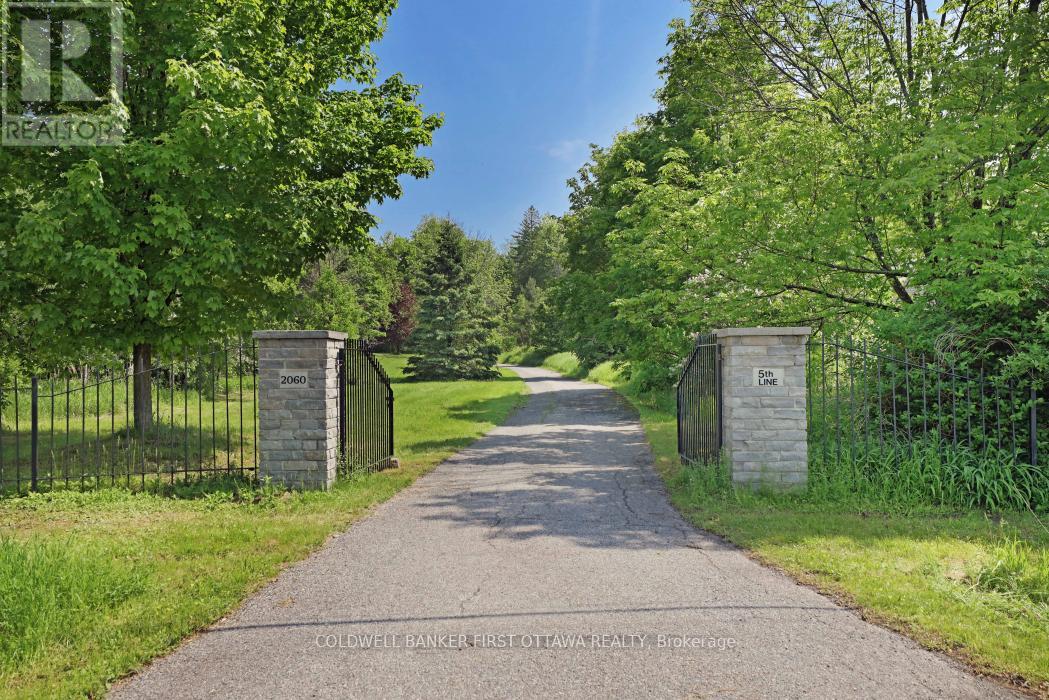 2060 FIFTH LINE ROAD