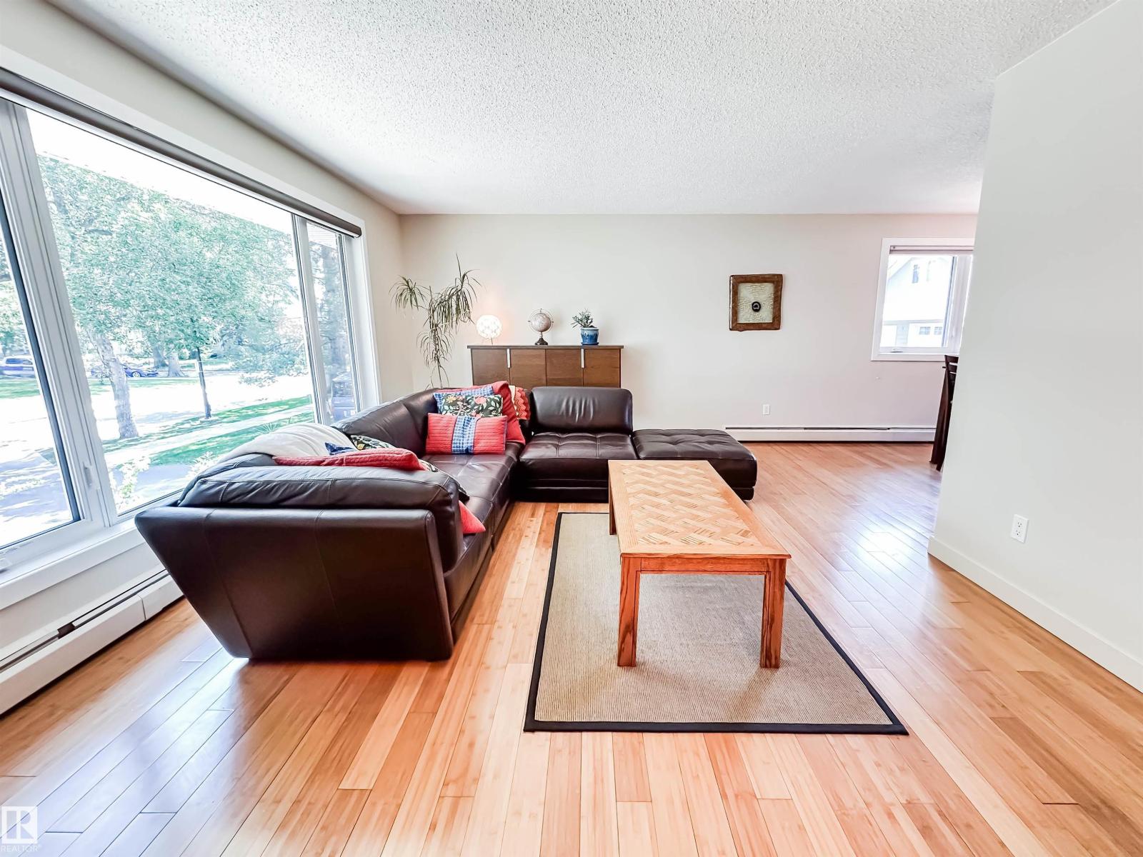 11116 69 ST NW