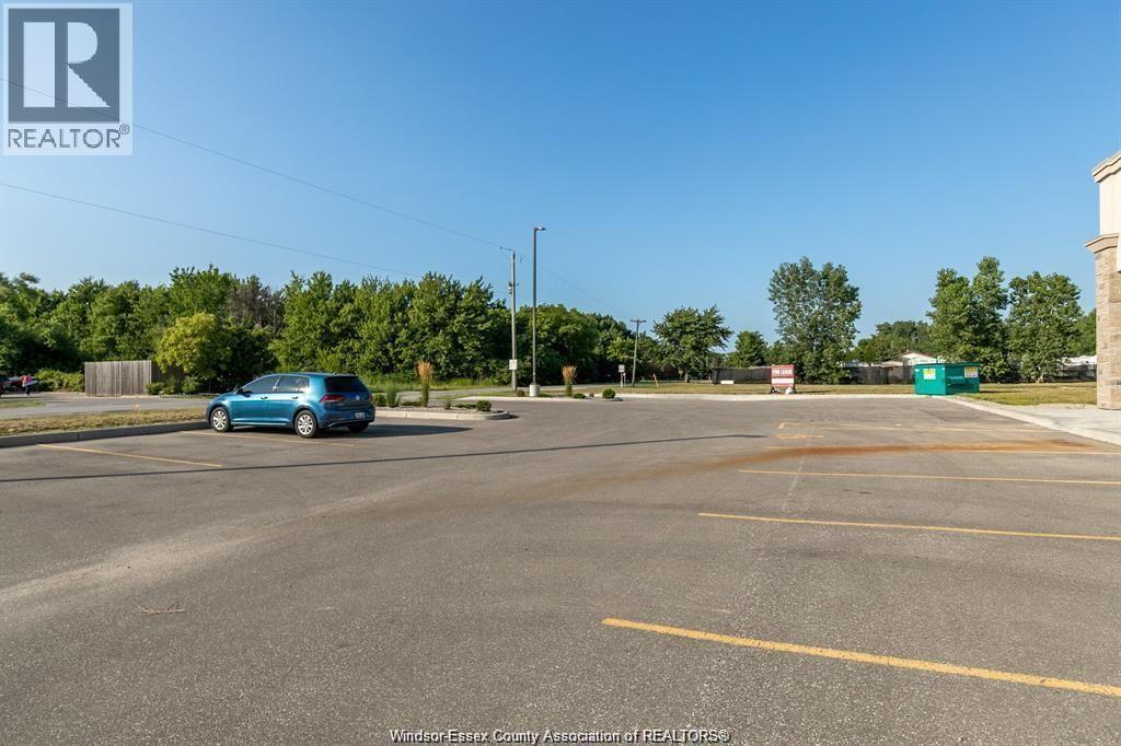 319-B TALBOT STREET North