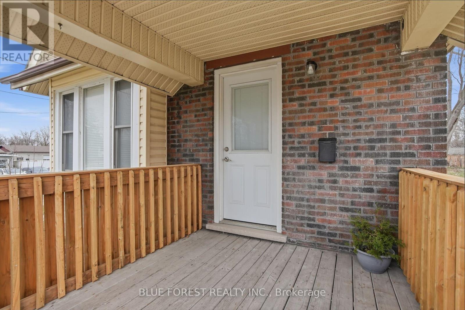 178 THOMPSON ROAD