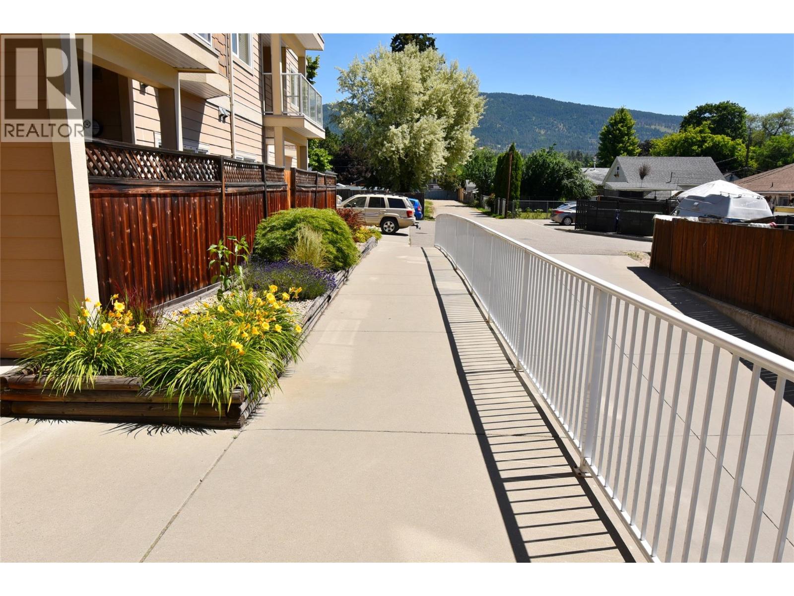 4205 27 Street Unit# 102