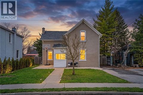 82 BOND Street Cambridge ON N1R4B6