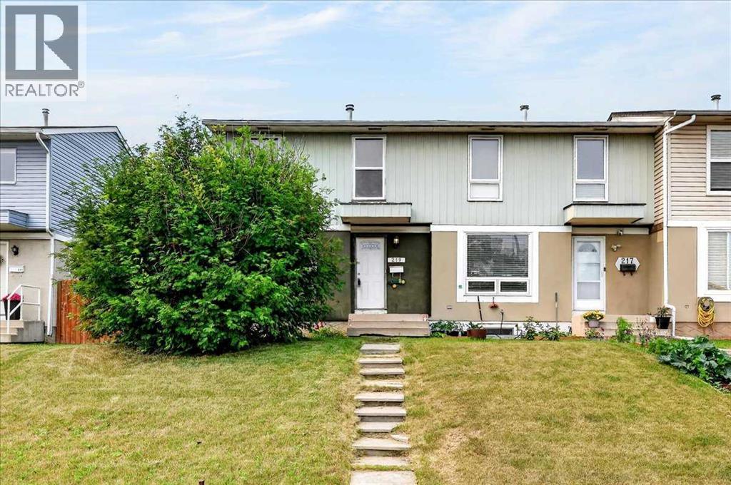 219 Penworth Drive SE