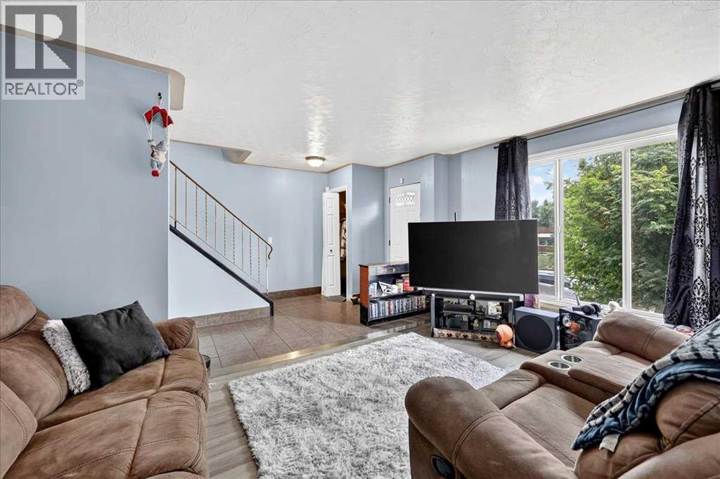 219 Penworth Drive SE