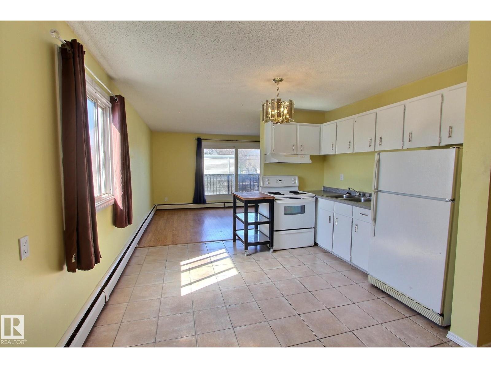 #305 10740 105 ST NW