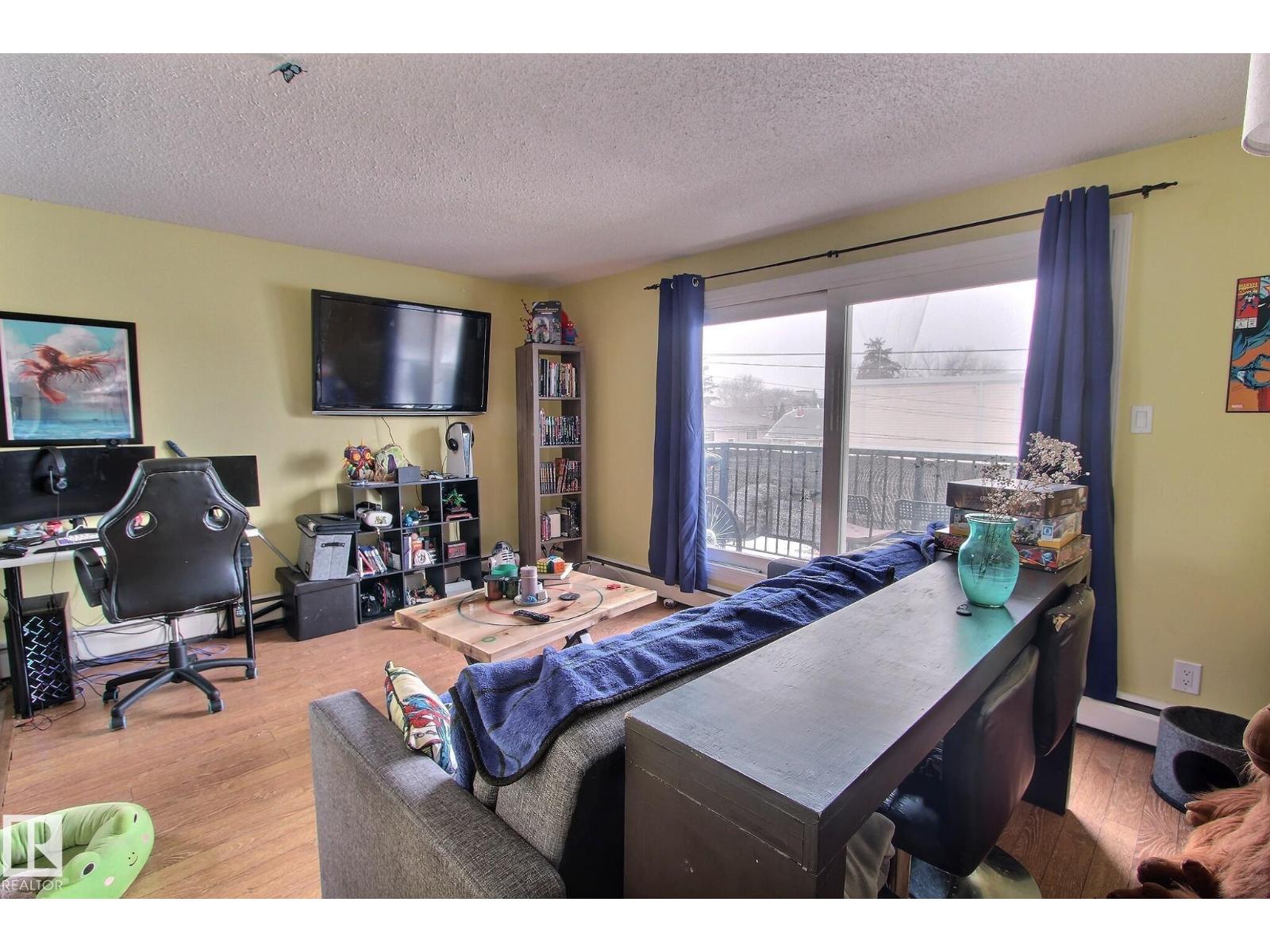 #305 10740 105 ST NW